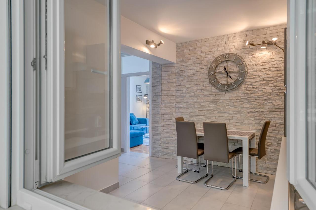 Apartmani Mirta Omiš Exterior foto